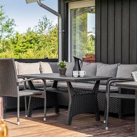 Dorithea - 3-5km From The Sea By Interhome